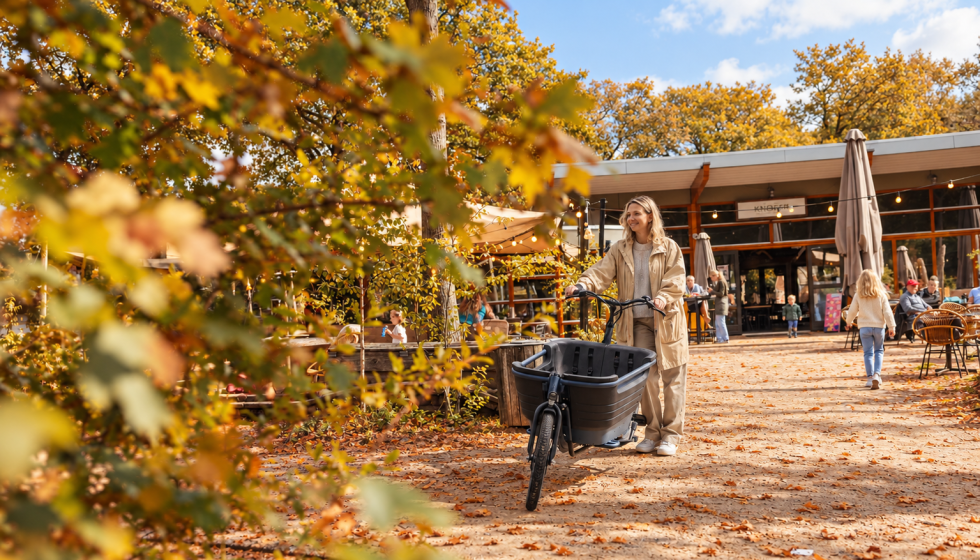 herfstfoto met bakfiets.png